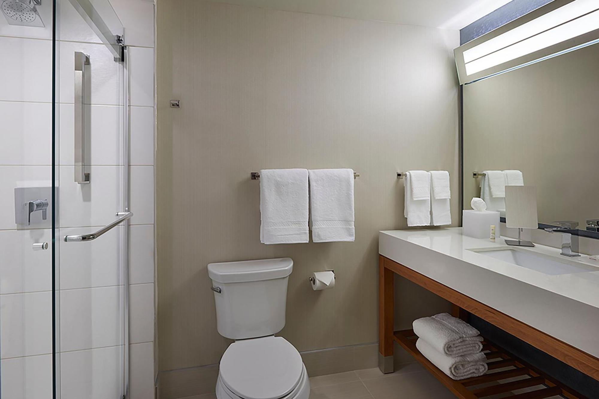 Hotel Courtyard By Marriott Oshawa Extérieur photo